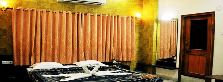 1961/Hotel Adarsh - Amravati 06.jpg